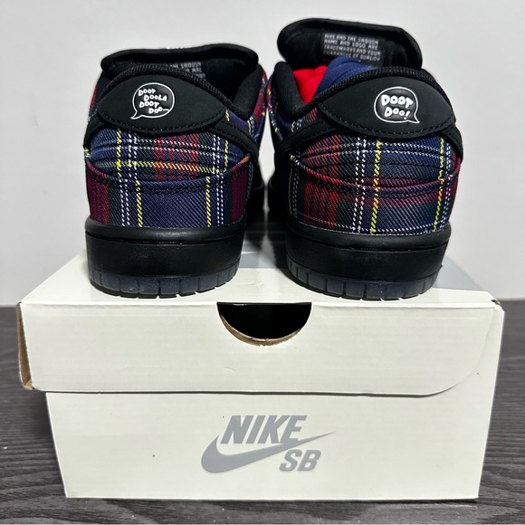 Nike SB Dunk Low ‘Nardwuar’ - SIZE 6.5 - Picture 4 of 14